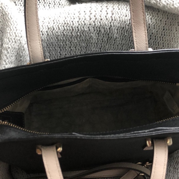 Used Kate Spade Bag - Picture 3 of 9